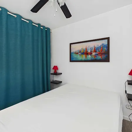 Cosy 2 Pièces Cabine, Terrasse, Wifi, Parking Privé, Proche à - Fr-1-326-516 * Marseillan (Herault)