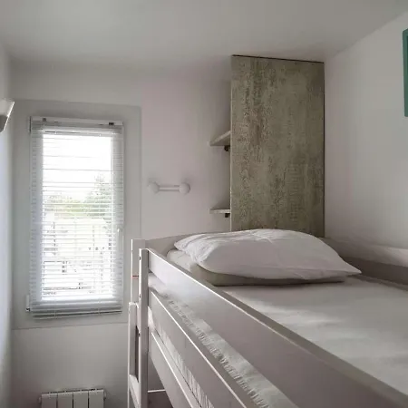 Cosy 2 Pieces Cabine, Terrasse, Wifi, Parking Prive, Proche A - Fr-1-326-516 Apartment *