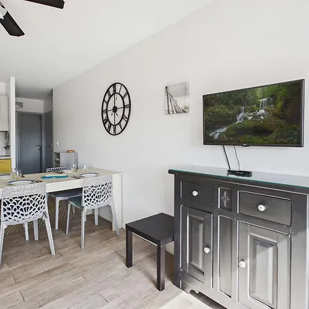Cosy 2 Pieces Cabine, Terrasse, Wifi, Parking Prive, Proche A - Fr-1-326-516 Apartment