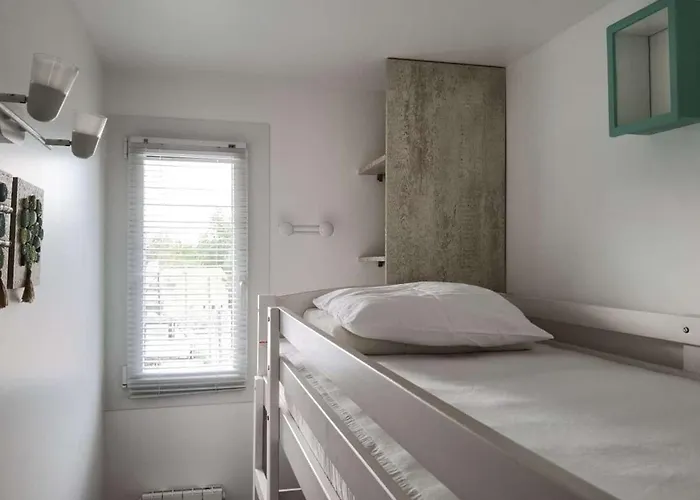 Cosy 2 Pieces Cabine, Terrasse, Wifi, Parking Prive, Proche A - Fr-1-326-516 Apartment *