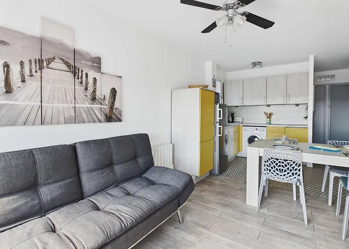 Апартаменты Cosy 2 Pieces Cabine, Terrasse, Wifi, Parking Prive, Proche A - Fr-1-326-516 *