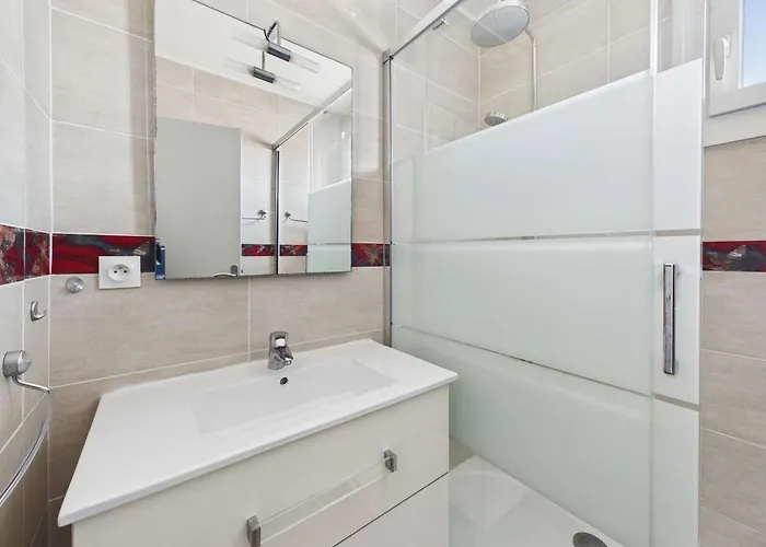 Апартаменты Cosy 2 Pieces Cabine, Terrasse, Wifi, Parking Prive, Proche A - Fr-1-326-516 Марсейан