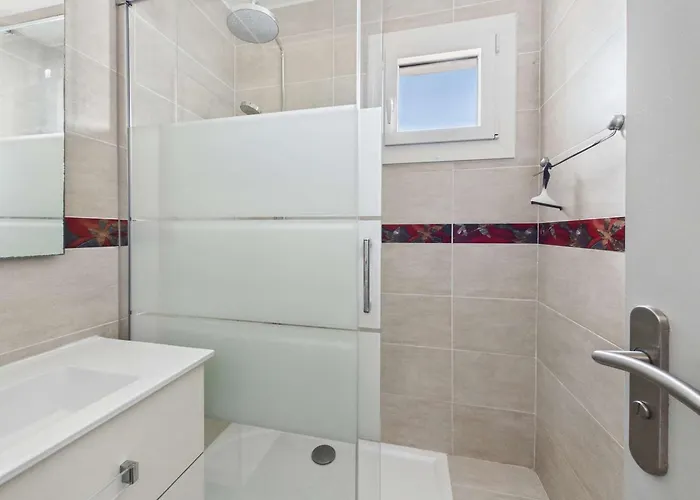 Апартаменты Cosy 2 Pieces Cabine, Terrasse, Wifi, Parking Prive, Proche A - Fr-1-326-516